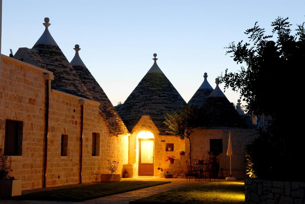 I Trulli Del Nonno Michele Guest House Alberobello Bagian luar foto