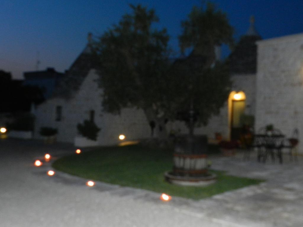 I Trulli Del Nonno Michele Guest House Alberobello Bagian luar foto