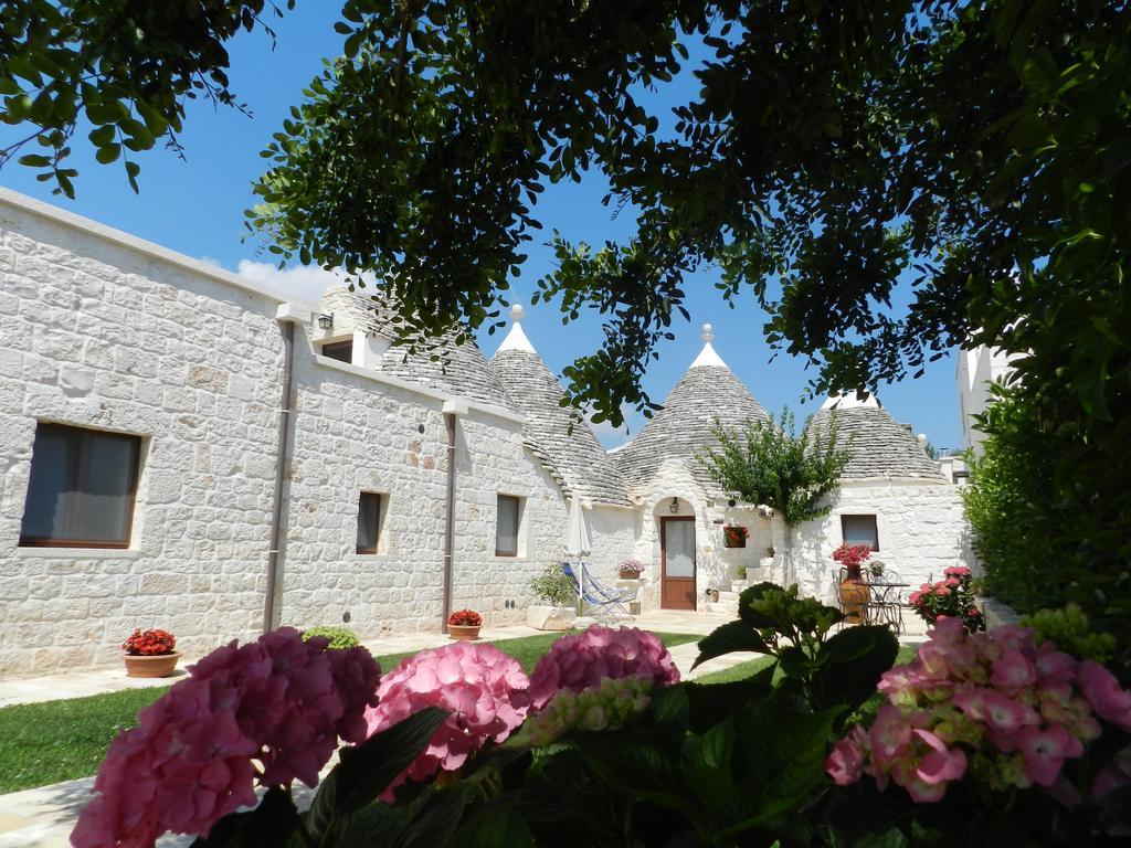 I Trulli Del Nonno Michele Guest House Alberobello Bagian luar foto