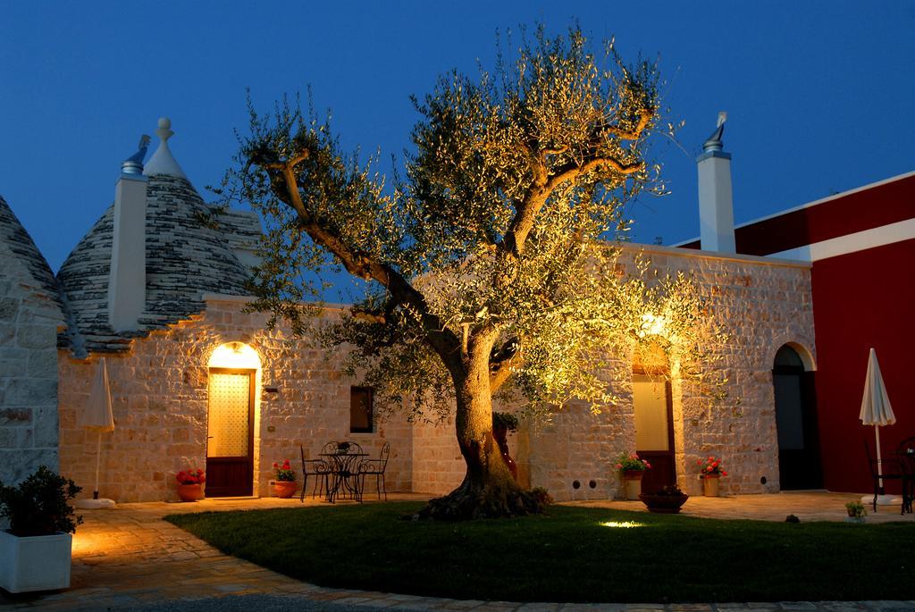 I Trulli Del Nonno Michele Guest House Alberobello Bagian luar foto