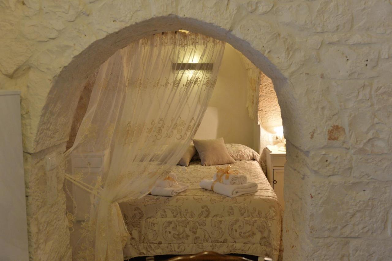 I Trulli Del Nonno Michele Guest House Alberobello Bagian luar foto