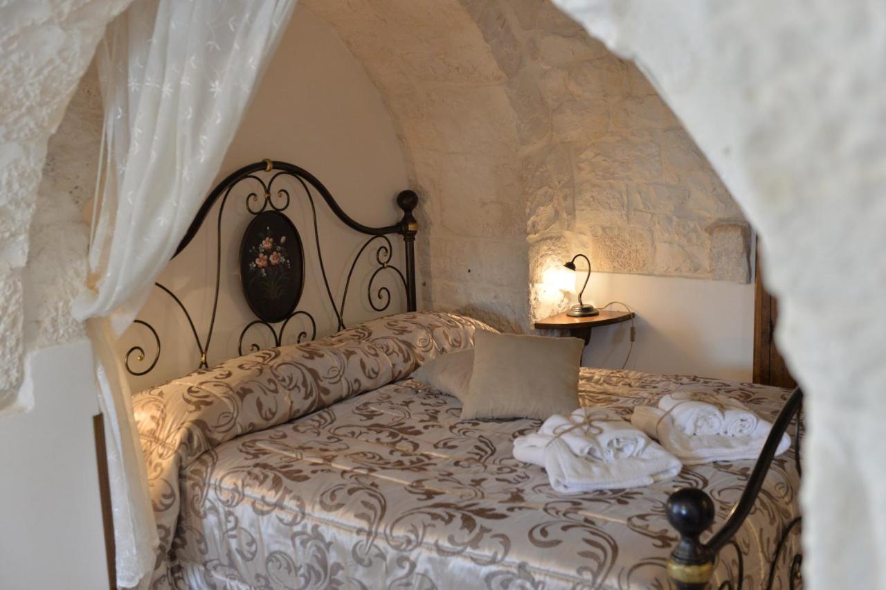 I Trulli Del Nonno Michele Guest House Alberobello Bagian luar foto